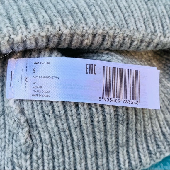 Women's 4F Beanie Cap | Grey | Small - Picture 6 of 9